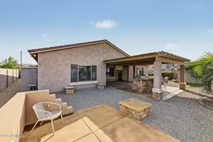 17848 W Ivy Ln, Surprise, AZ 85388 - Photo 35
