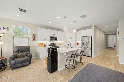 3259 W Carter Road, Phoenix, AZ 85041 - Photo 11