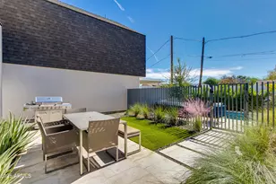 1333 E Pomelo Grove Ln, Phoenix, AZ 85014 - Photo 17