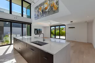 1333 E Pomelo Grove Ln, Phoenix, AZ 85014 - Photo 3