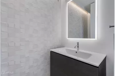 1333 E Pomelo Grove Lane, Phoenix, AZ 85014 - Photo 15