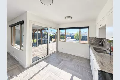 6802 S 44th Place Place, Phoenix, AZ 85042 - Photo 5