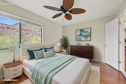 1545 E Sahuaro Drive #14, Phoenix, AZ 85020 - Photo 15
