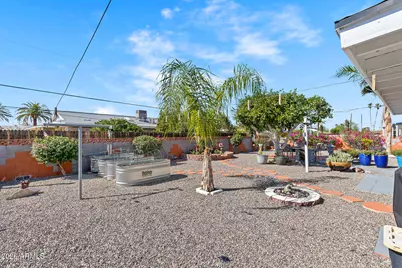 11436 N Hagen Drive, Sun City, AZ 85351 - Photo 43