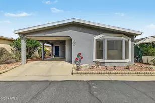 6225 S Sawgrass Dr, Chandler, AZ 85249 - Photo 1