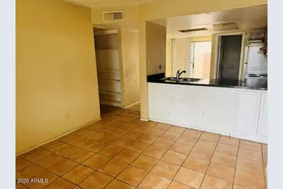 4828 W Orangewood Avenue #105, Glendale, AZ 85301 - Photo 5