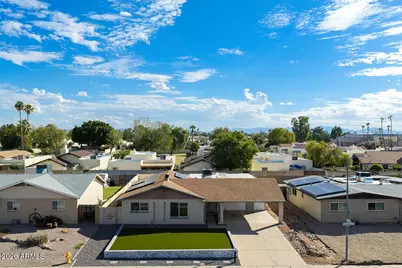 3049 W Sunnyside Drive, Phoenix, AZ 85029 - Photo 3