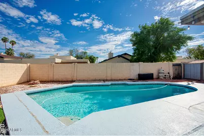 3049 W Sunnyside Drive, Phoenix, AZ 85029 - Photo 25