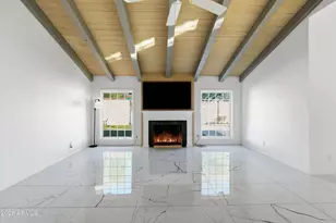 3187 E Berridge Ln, Phoenix, AZ 85016 - Photo 5