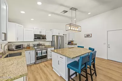 13335 E Chicago Street, Chandler, AZ 85225 - Photo 9