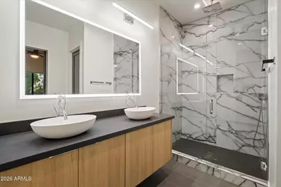 8219 E Rancho Vista Drive, Scottsdale, AZ 85251 - Photo 23