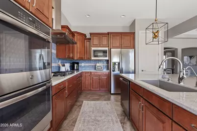 7711 S Barlow Drive, Gilbert, AZ 85298 - Photo 17