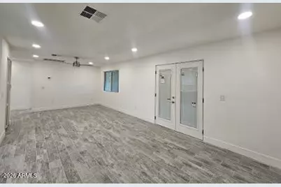 2815 N 48th Lane, Phoenix, AZ 85035 - Photo 9