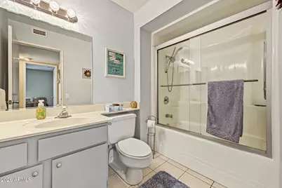 11015 W Kelso Drive, Sun City, AZ 85351 - Photo 17