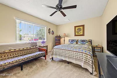 11015 W Kelso Drive, Sun City, AZ 85351 - Photo 15
