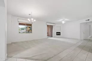 955 E Knox Rd, Chandler, AZ 85225 - Photo 9