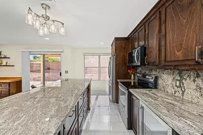 10866 S Dreamy Drive, Goodyear, AZ 85338 - Photo 19