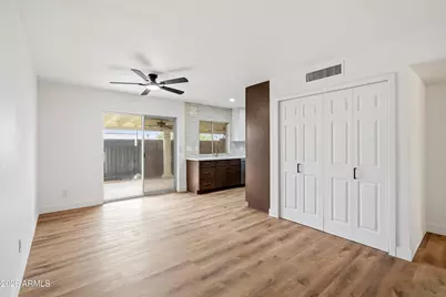 4751 W Palmaire Avenue, Glendale, AZ 85301 - Photo 15