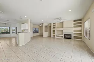 18505 N Villa Bella Dr, Surprise, AZ 85374 - Photo 9