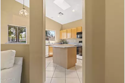 3243 E Maldonado Drive, Phoenix, AZ 85042 - Photo 9