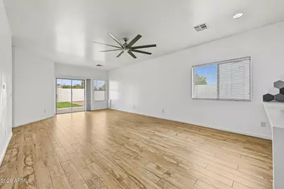 9110 W Vernon Avenue, Phoenix, AZ 85037 - Photo 11