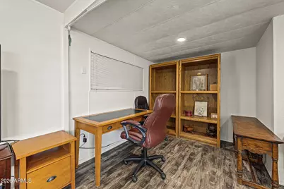 18018 N 2nd Place, Phoenix, AZ 85022 - Photo 9