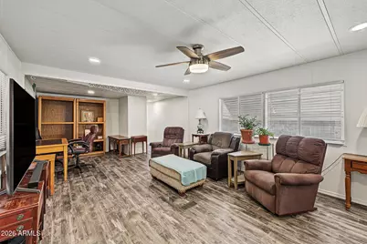 18018 N 2nd Place, Phoenix, AZ 85022 - Photo 11