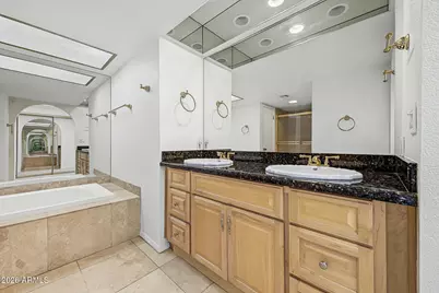 8180 E Del Caverna Drive, Scottsdale, AZ 85258 - Photo 19