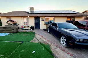 9426 S 10th Ave, Phoenix, AZ 85041 - Photo 1