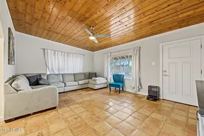 2801 N 29th Place, Phoenix, AZ 85008 - Photo 7