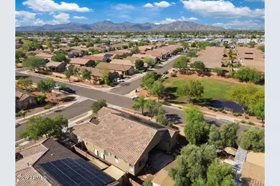 16896 W Bristol Lane, Surprise, AZ 85374 - Photo 37