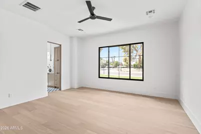 3405 N 47th Place, Phoenix, AZ 85018 - Photo 17