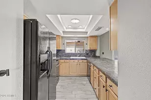 915 W Diamond Dr, Tempe, AZ 85283 - Photo 13