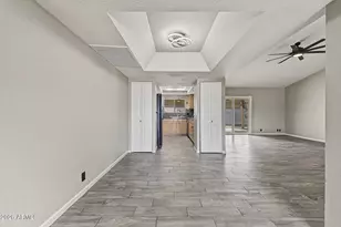 915 W Diamond Dr, Tempe, AZ 85283 - Photo 9