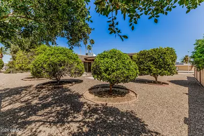 10914 W Saratoga Circle, Sun City, AZ 85351 - Photo 37