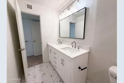 5526 N 5th Lane, Phoenix, AZ 85013 - Photo 21