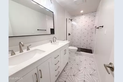 5526 N 5th Lane, Phoenix, AZ 85013 - Photo 19