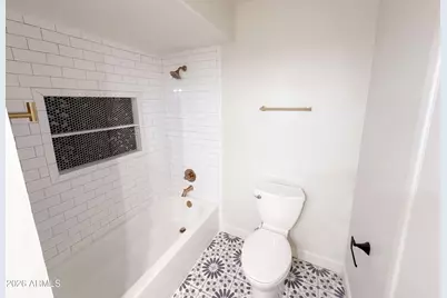 5526 N 5th Lane, Phoenix, AZ 85013 - Photo 13