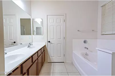 18433 W Sunnyslope Lane, Waddell, AZ 85355 - Photo 15