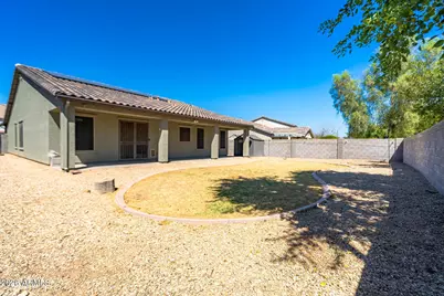18433 W Sunnyslope Lane, Waddell, AZ 85355 - Photo 21