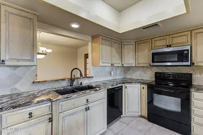17041 E Monterey Drive, Fountain Hills, AZ 85268 - Photo 19