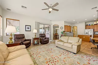 10630 E Kilarea Avenue, Mesa, AZ 85209 - Photo 7
