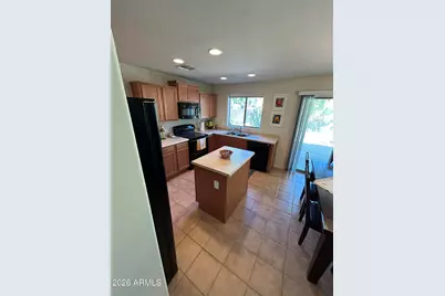 4702 W Juniper Avenue, Coolidge, AZ 85128 - Photo 9