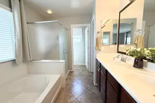 3272 E Meadowview Dr, Gilbert, AZ 85298 - Photo 19