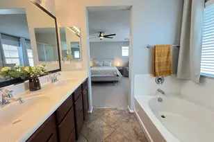 3272 E Meadowview Dr, Gilbert, AZ 85298 - Photo 17