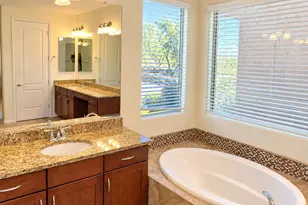 3838 E Cat Balue Dr, Phoenix, AZ 85050 - Photo 19