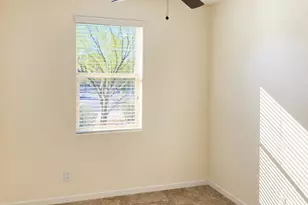 3838 E Cat Balue Dr, Phoenix, AZ 85050 - Photo 11