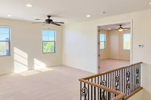 3838 E Cat Balue Dr, Phoenix, AZ 85050 - Photo 13