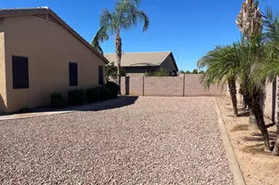 2114 E Cherry Hills Pl, Chandler, AZ 85249 - Photo 35