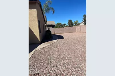 2114 E Cherry Hills Place, Chandler, AZ 85249 - Photo 37